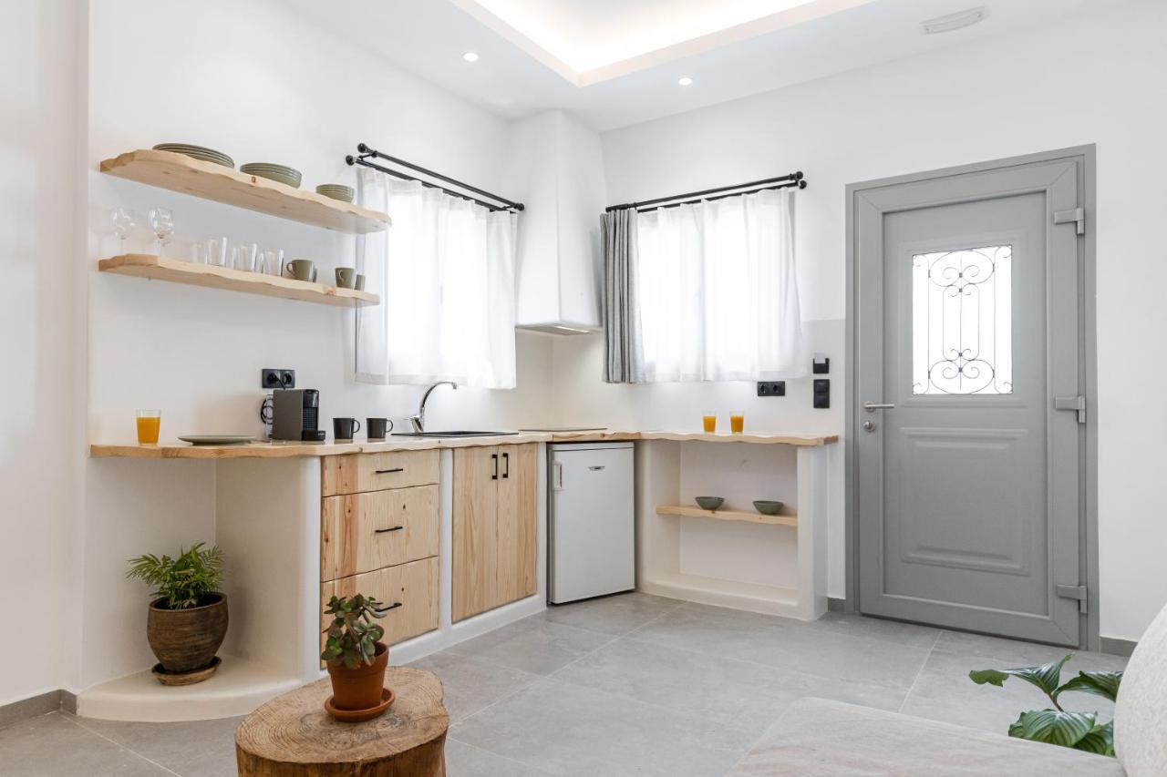 Adama'S Suites Naxos City Exterior foto