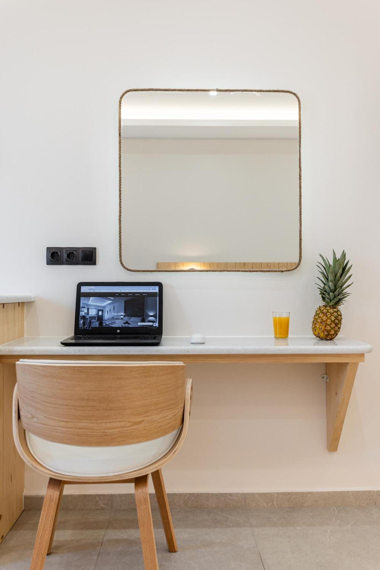Adama'S Suites Naxos City Exterior foto