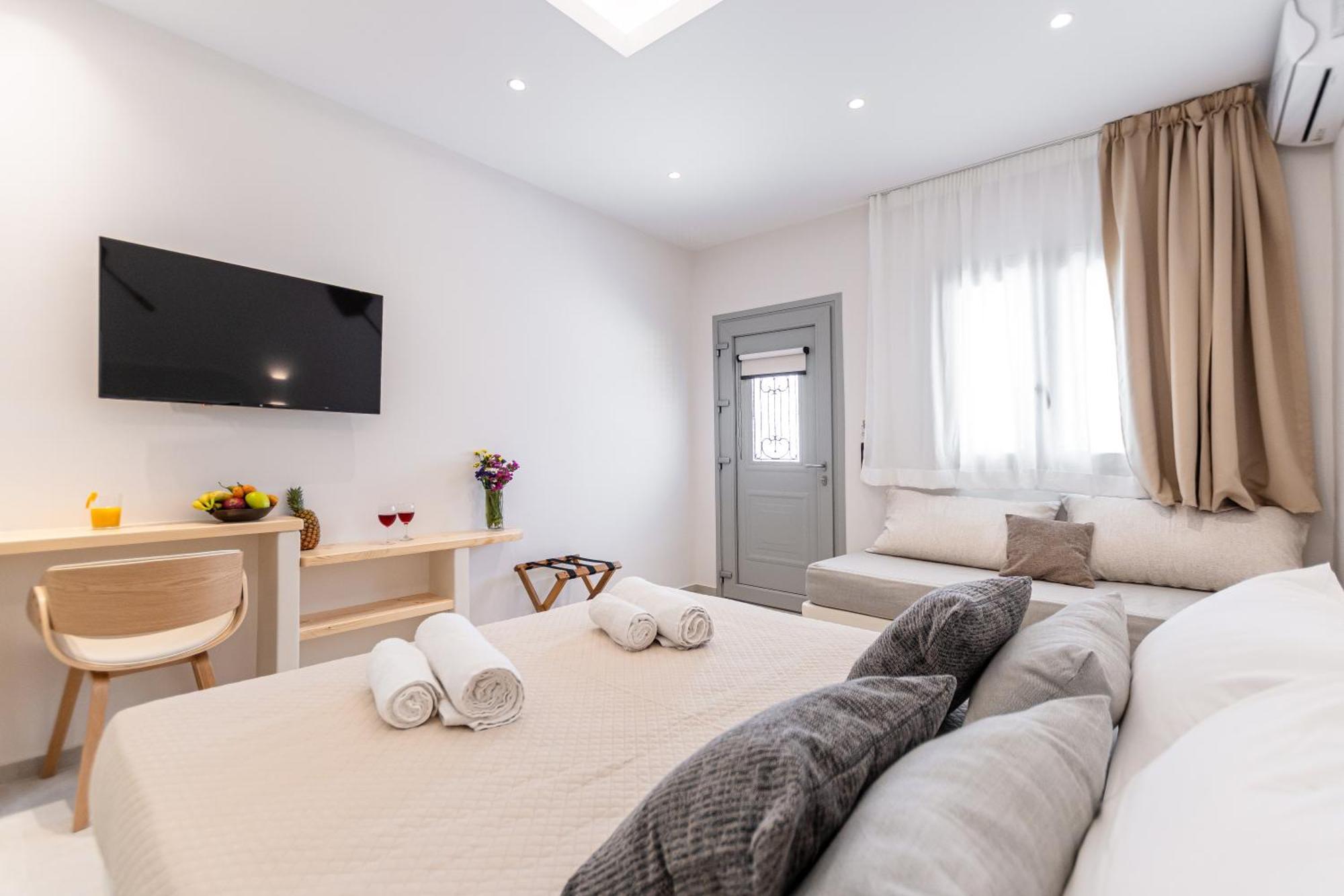 Adama'S Suites Naxos City Habitación foto